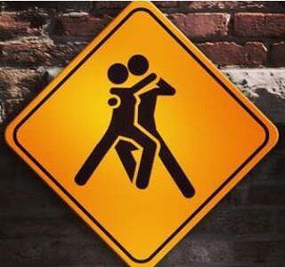 abrazo e mirada tango